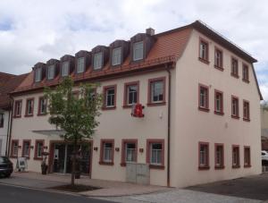Neubau Wohn- und Geschäftshaus mit Apotheke